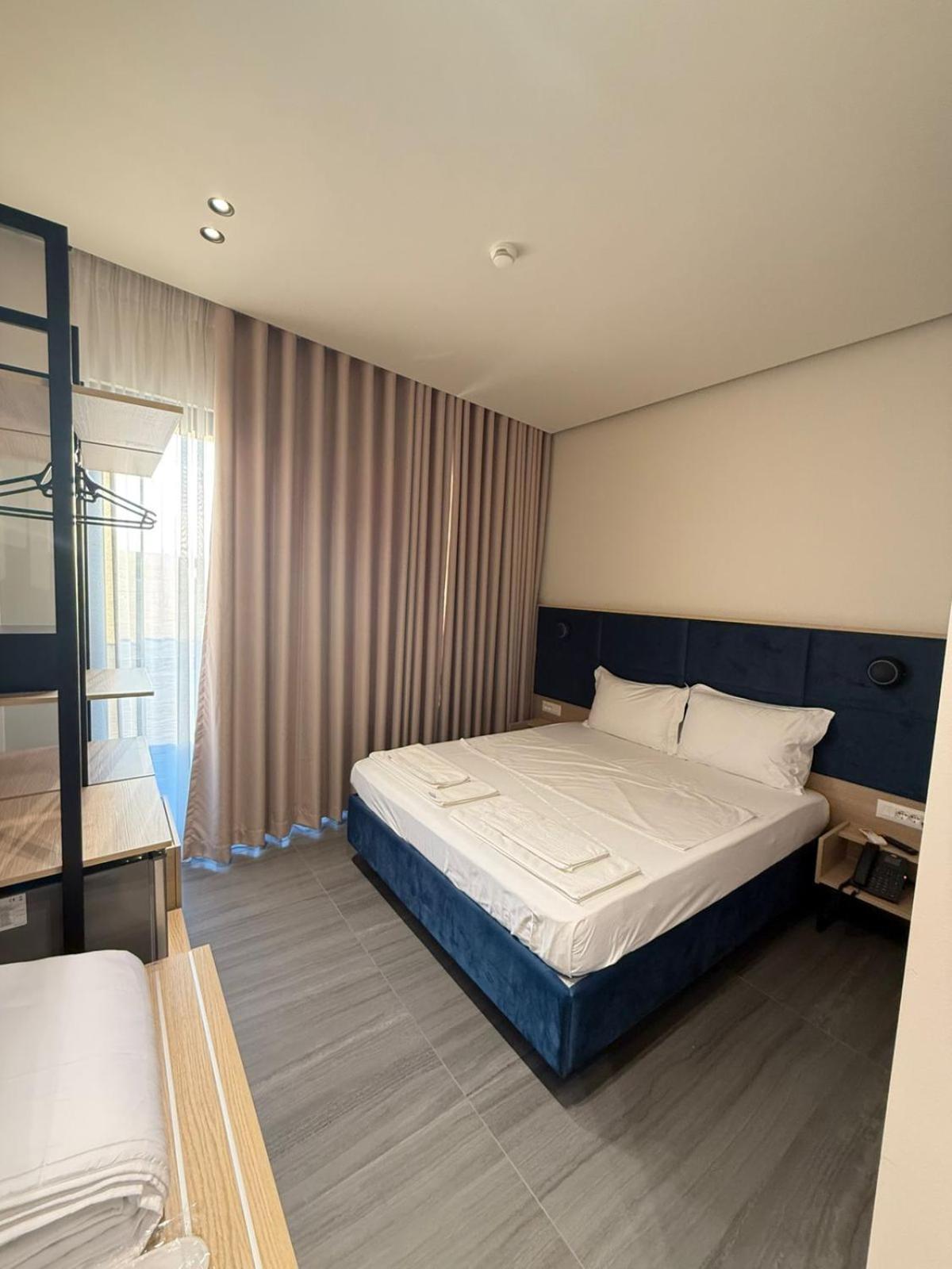 Reival Marina Hotell Vlorë