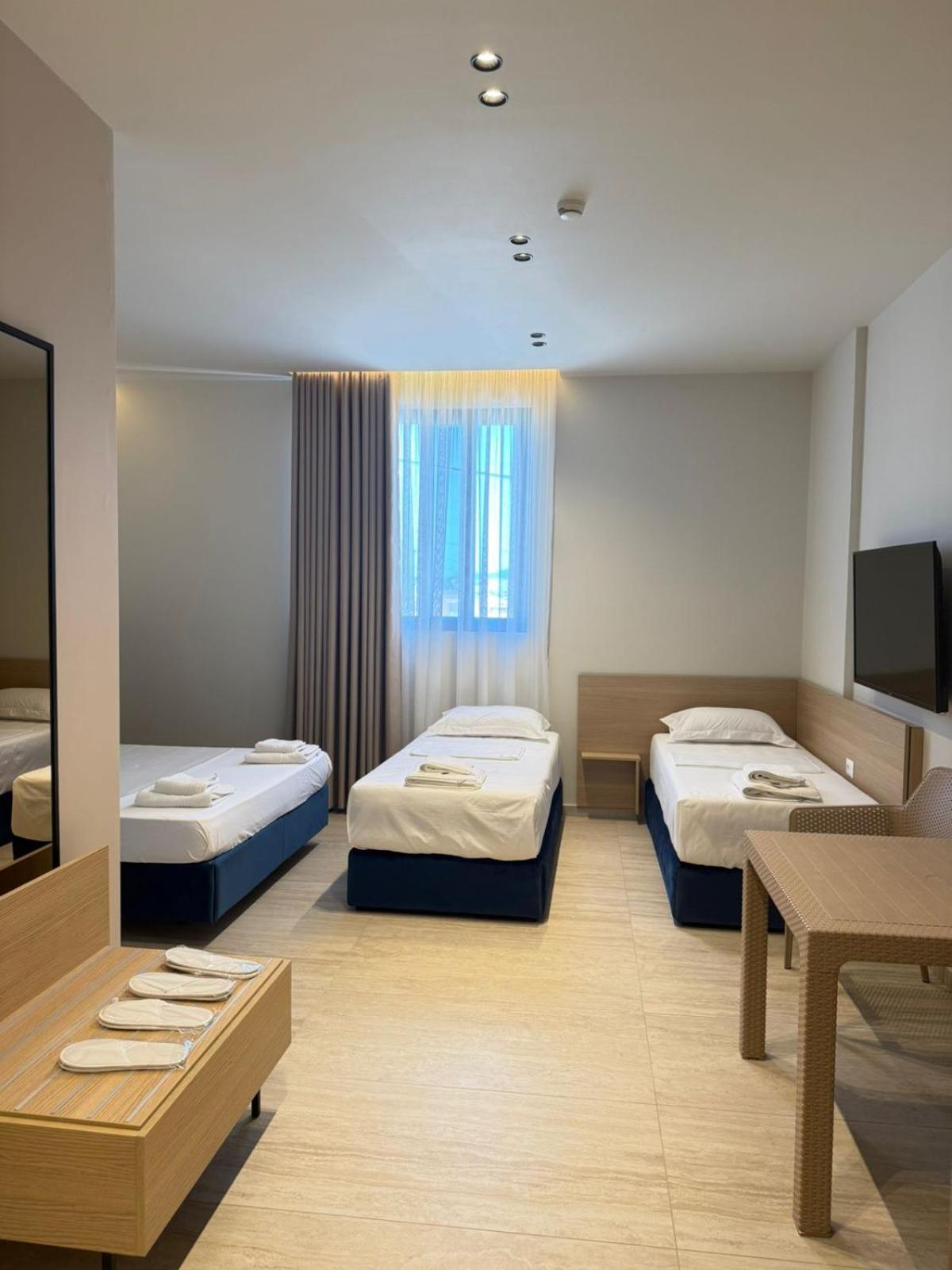 Hotell Reival Marina